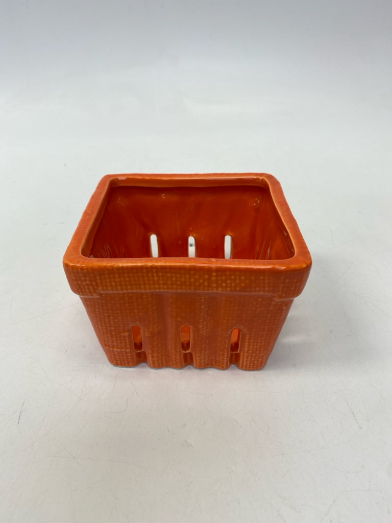 Orange Ceramic Bowl(s)