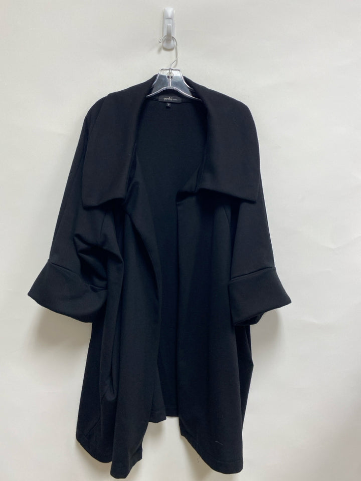 Size XL Black Drape Ladies Jacket