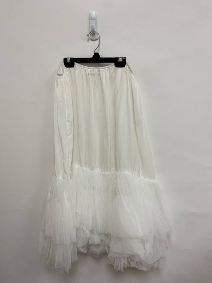 Size XL White Tulle Ladies Slip