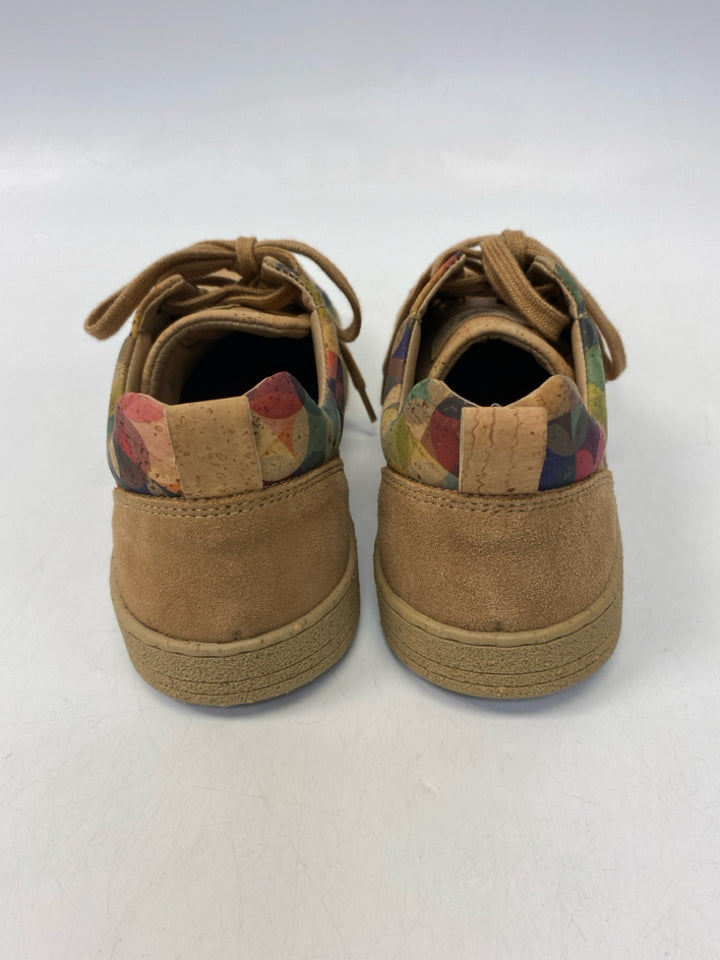 NWOT EU Shoe Size 38 Multi-Color Lace-up Sneakers