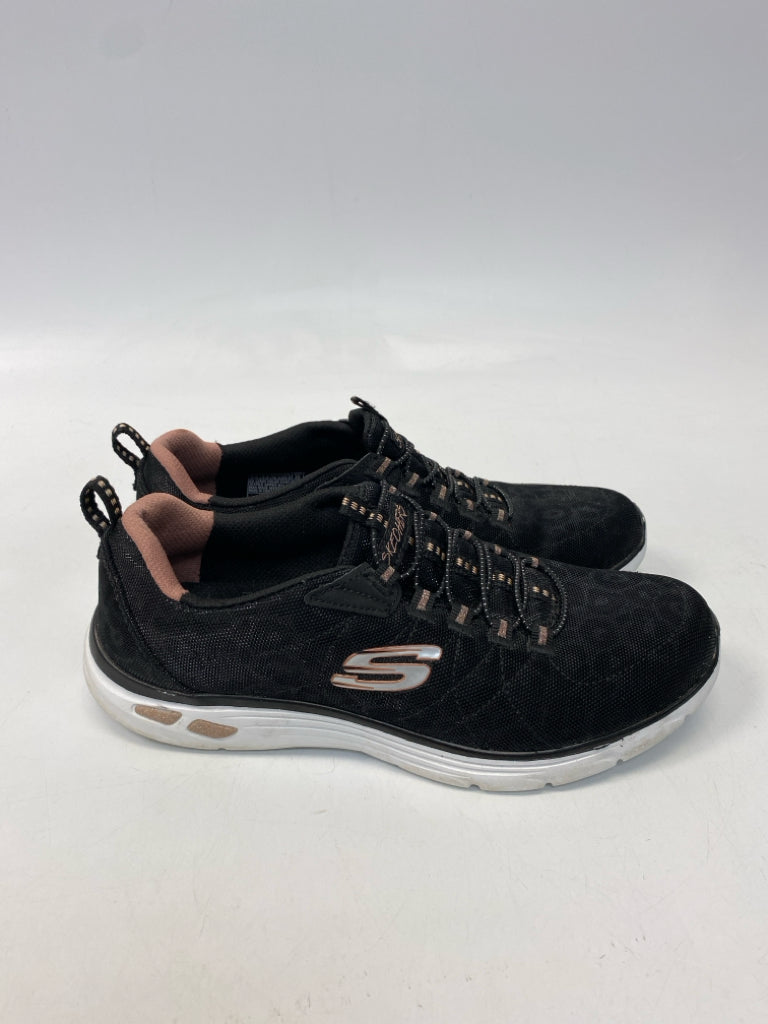 Skechers  Size 6.5 Black Sneakers
