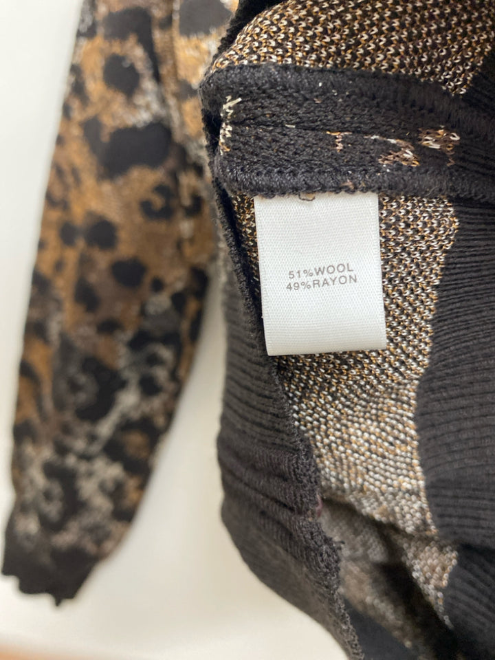 ST. JOHN Size S Brown Tan/White Animal Print Zip Down Ladies Sweater