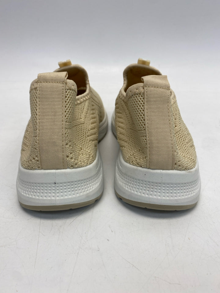 EU Shoe Size 37 Beige Knit Sneakers