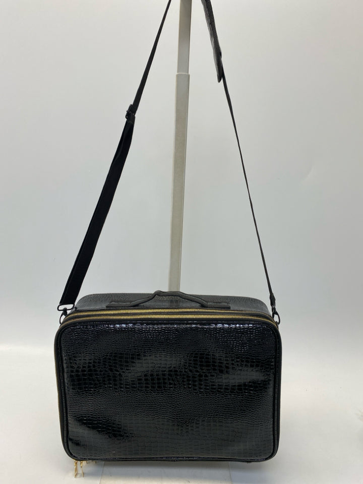 Black Embossed Make-up Bag