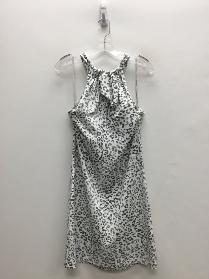 NWT Tommy Bahama Size S White Sage Animal Print Sleeveless Ladies Dress
