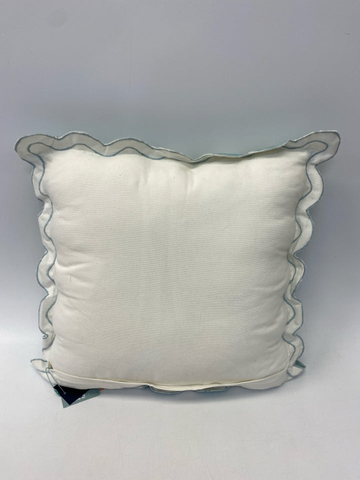 NWT Crown &amp; Ivy Green/White Blue Trimmed Flower(s) Pillow