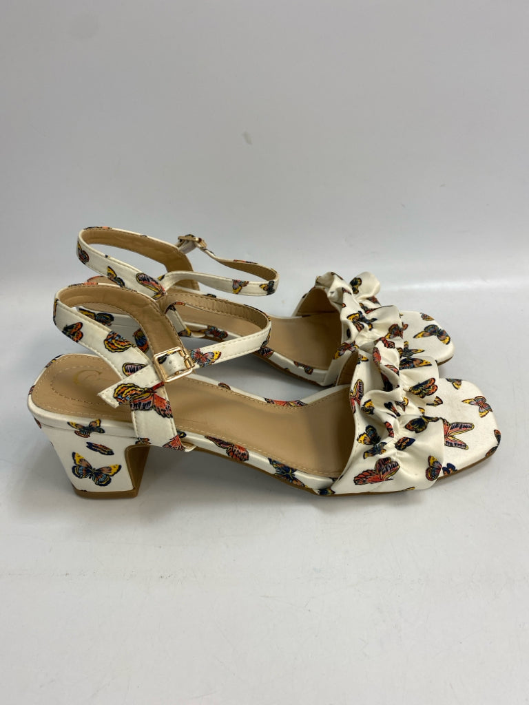 NWOT  Size 11 White Multi-Color Butterfly(s) Sandals