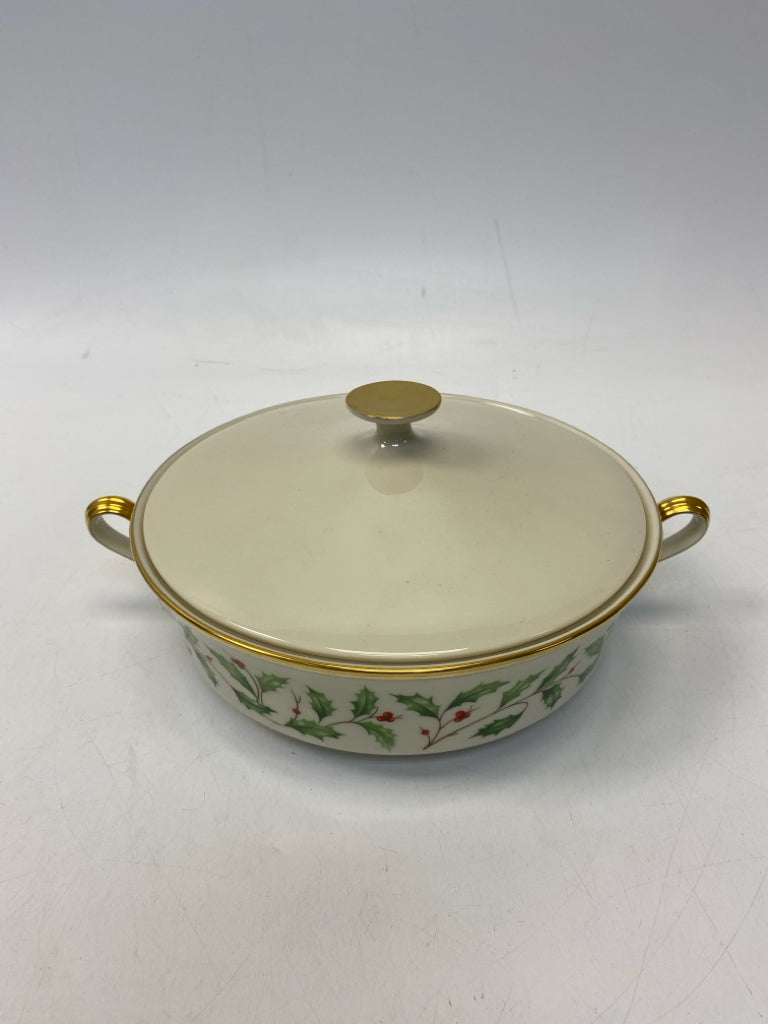 Lenox Cream Green/Red Holly Berries China Christmas
