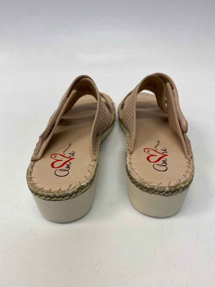 Mia  Size 8 Nude Sandals