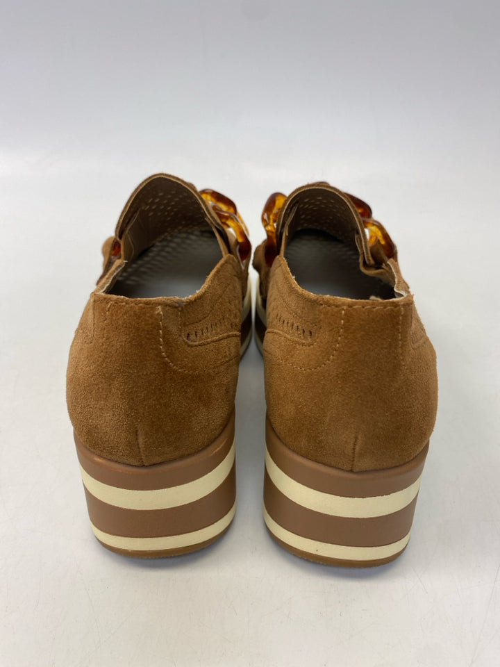 Dolce Vita US Shoe Size 7 Brown Perforated Sneakers