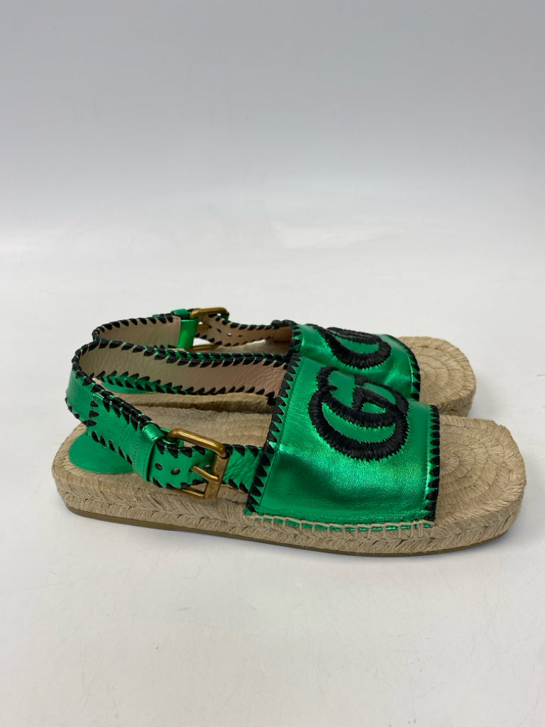 Gucci  Size 39 Green Black Logo Leather Sandals