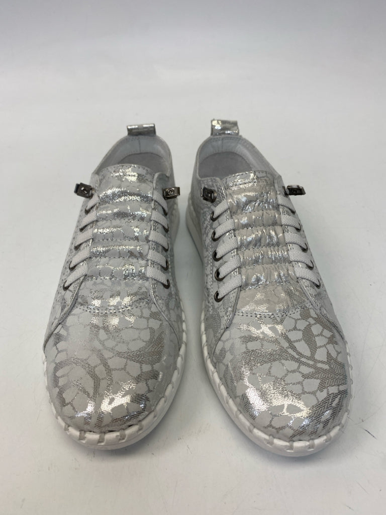 NWOT Everly  Size 37 Silver Gray Metallic Sneakers