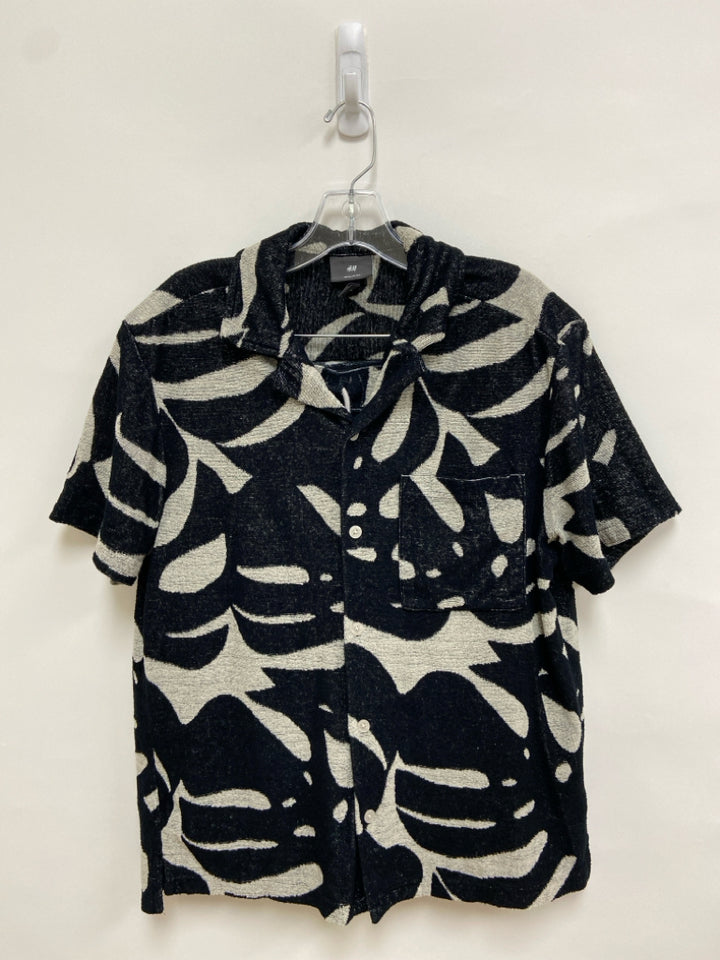 H&amp;M Size S Black White Print Ladies 2pc Shorts