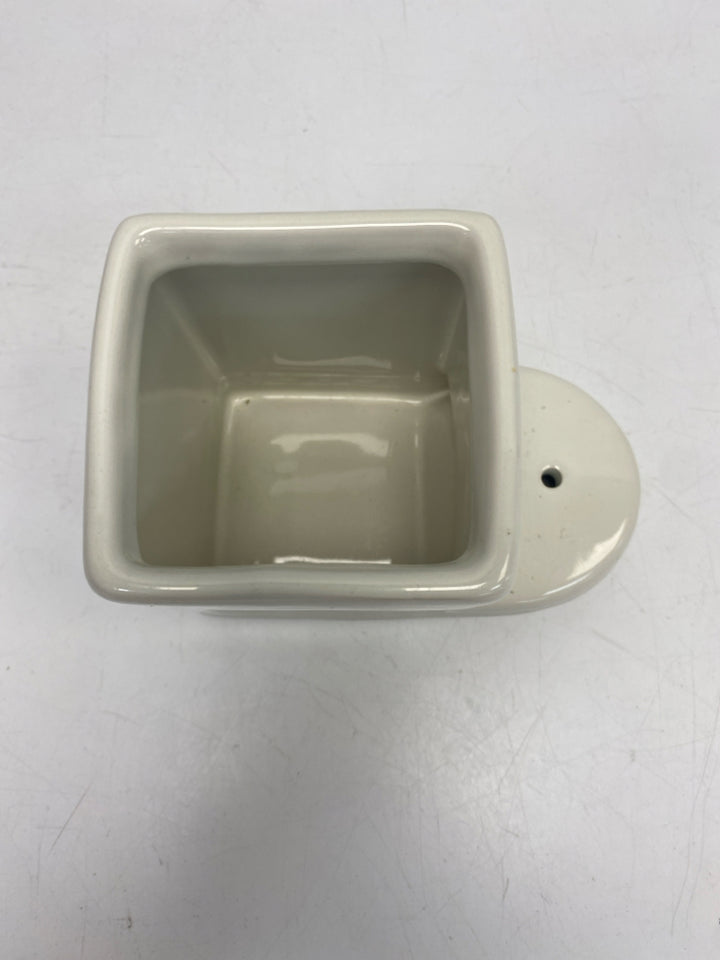 Nora Fleming Pearl Dot Cutie Container