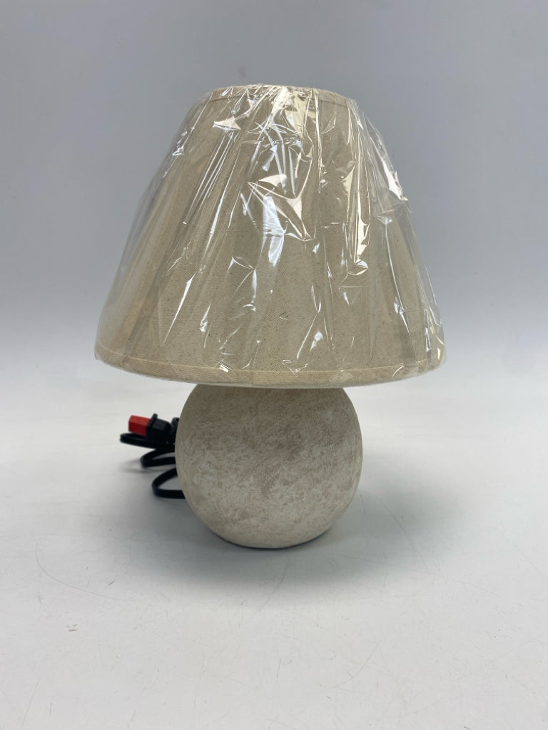 Cream Ceramic Lamp
