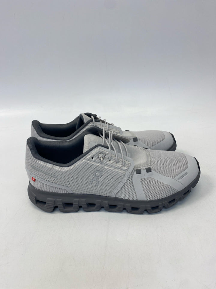 On Cloud Size 9.5 Light Grey Men&