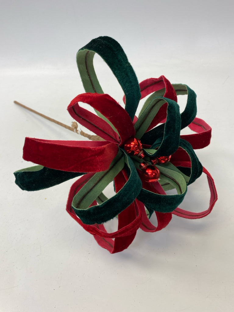 Red Green Bows Velvet Christmas