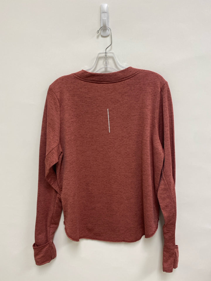 Nike Size L Terra Cotta Texture Long Sleeve Athletic Top