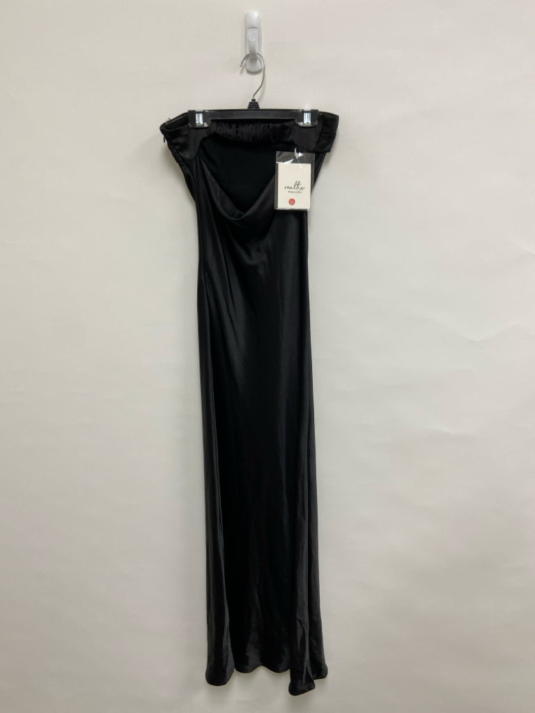 NWT Size XS Black Strapless Ladies Dress