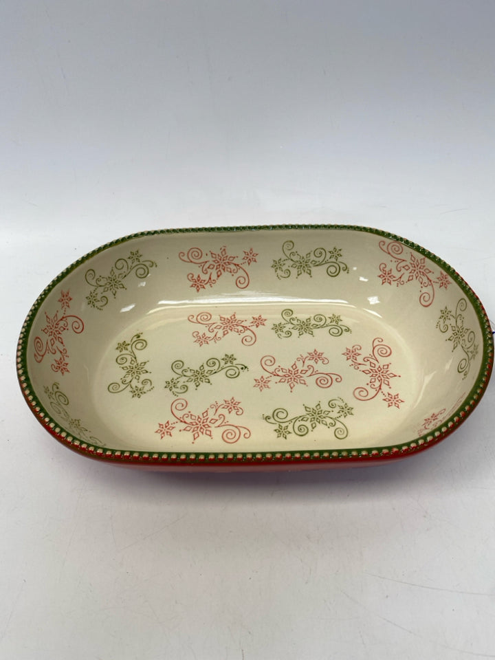 Temp-tations Cream Red/Green Snowflakes Ceramic Christmas