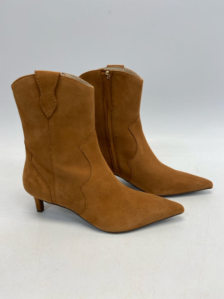 NWOT Seychelles  Size 8.5 Camel Suede Boots