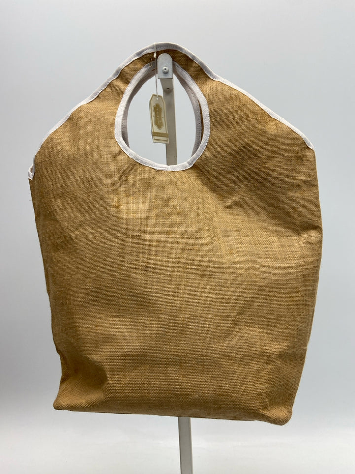 NWT Mudpie Brown White Sand Dollar(s) Jute Tote Bag