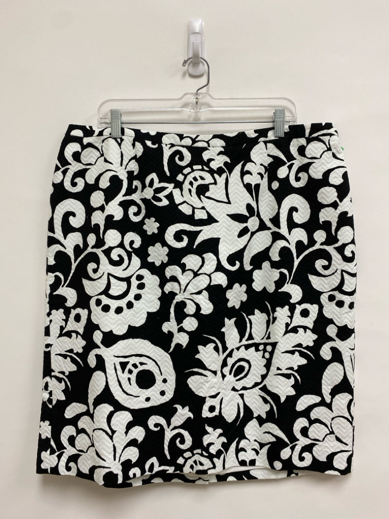 NWT Talbots  SIZE  18W Black White Flowers Plus Size Skirt