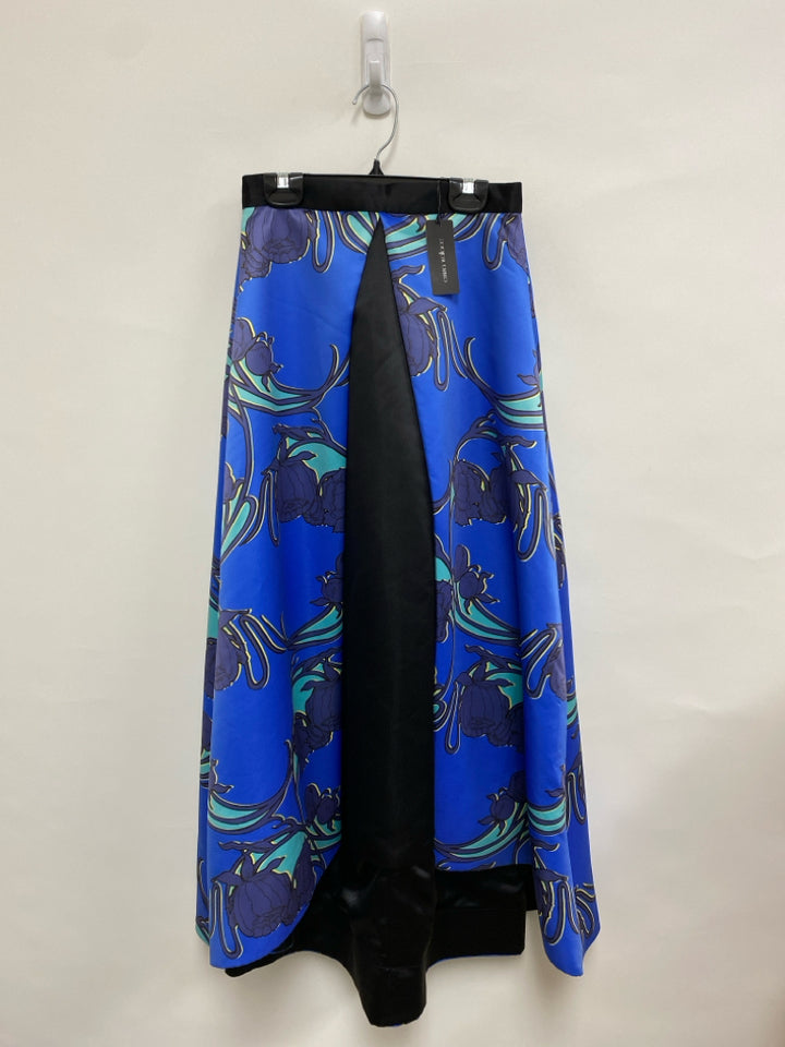 NWT Size 4 Blue/Multi Black Floral Ladies Skirt
