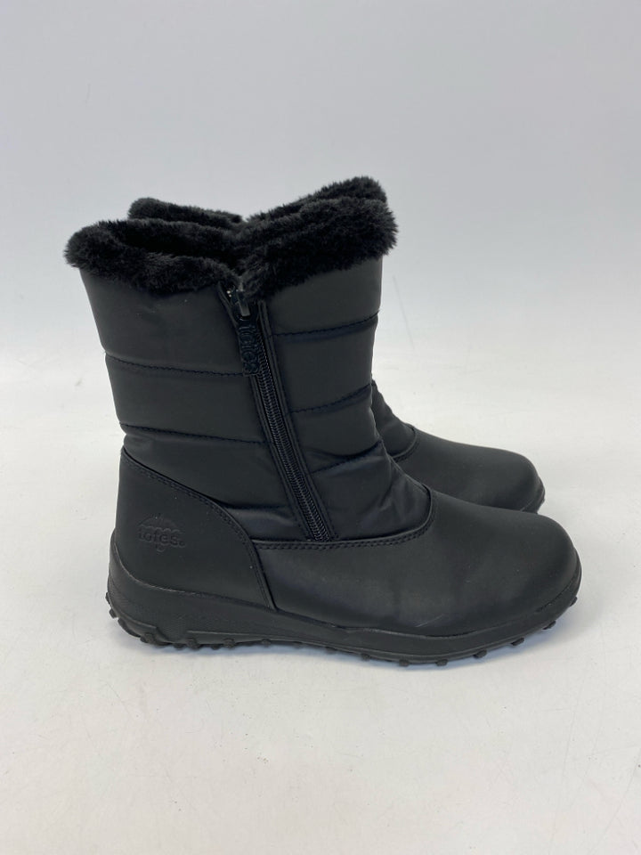Totes US Shoe Size 8 Black Side Zipper Boots