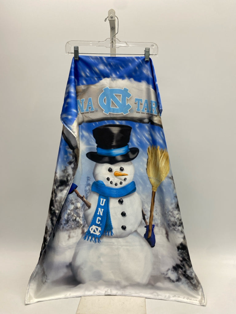 Blue White UNC Winter