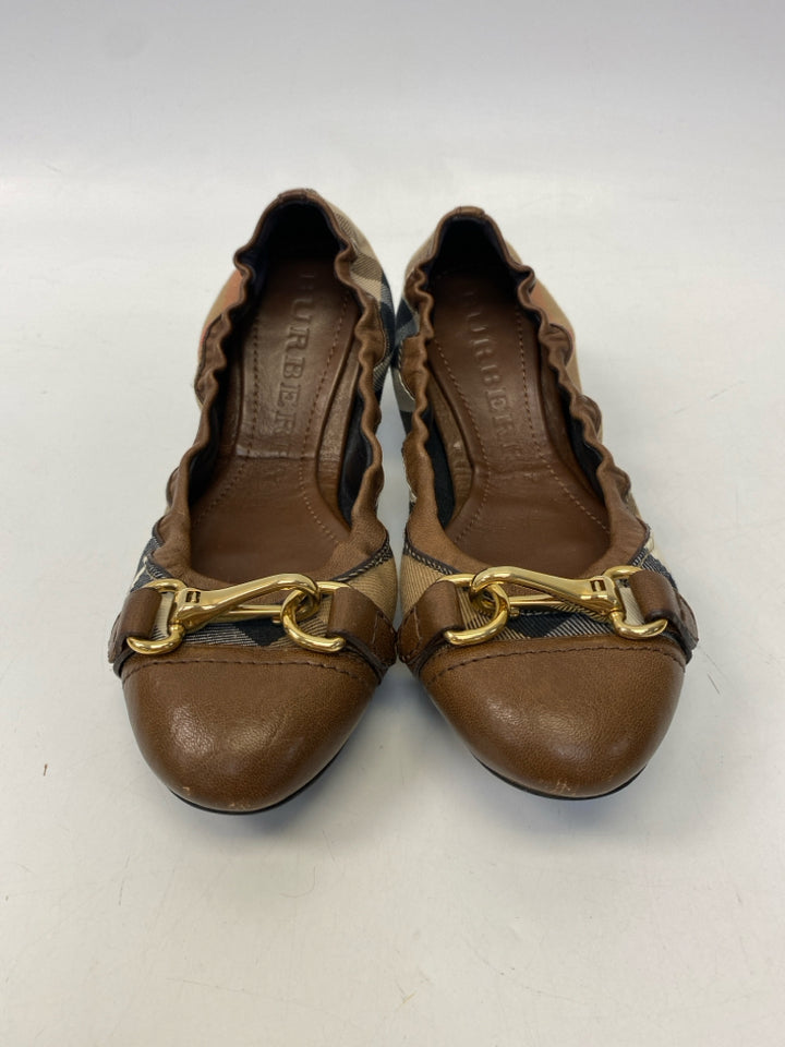 Burberry  Size 39.5 Shipley Ballet Flats