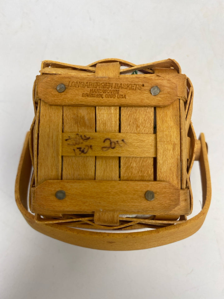 NWOT Longaberger 2011 Collector Club May Series Violet Basket
