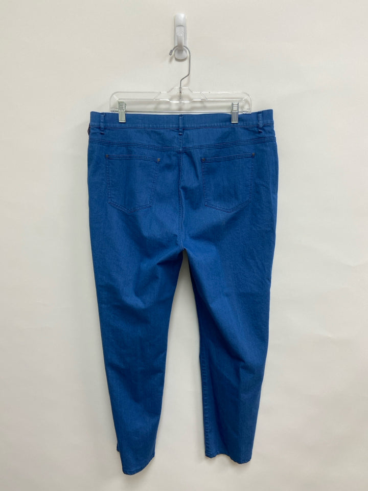 LAFAYETTE 148  SIZE  16 Blue Denim Plus Size Jeans