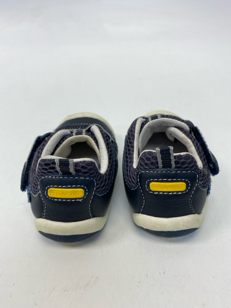 Stride Rite SIZE 3M Navy Boy&