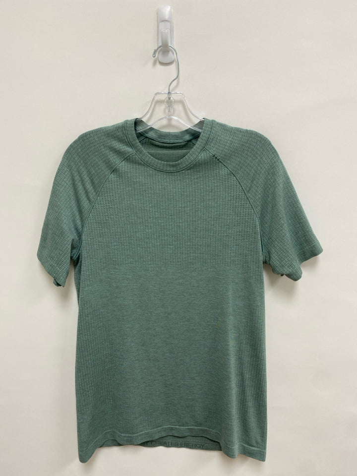 Lululemon Size S Sage Perforated Men&