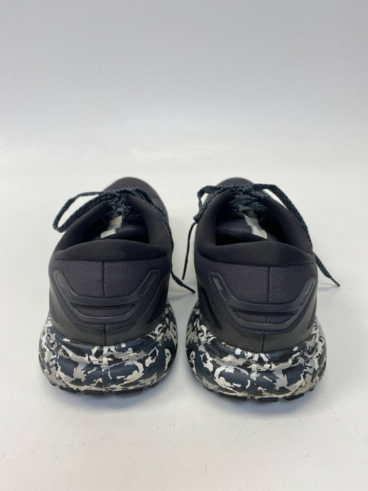 Brooks Size 9.5 Black Lace-Up Men&