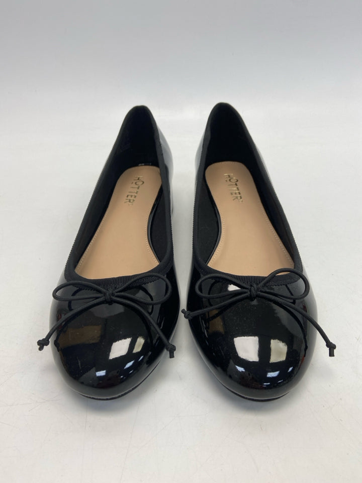 NWOT  Hotter Size 6 Black Bow(s) Patent Heels   (US Size 8)