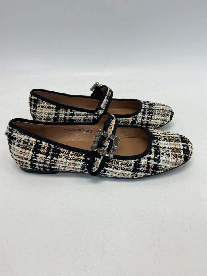 Bibi Lou  Size 38 Black Multi-Color Plaid Flats