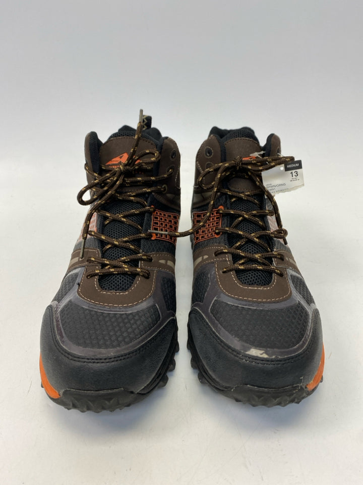 NWT North Creek Traders Size 13 Brown Orange Lace-Up Men&