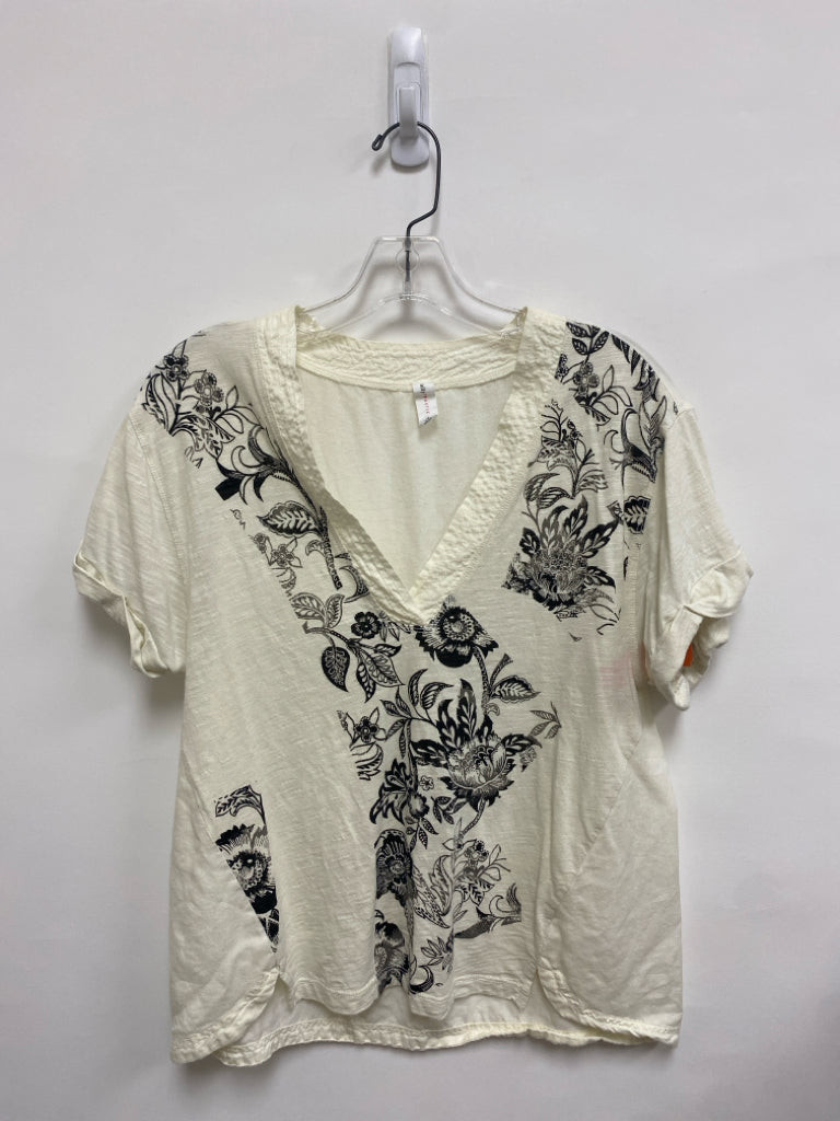 Daily PRACTICE Size XS White/Black Floral V Neck Ladies Top