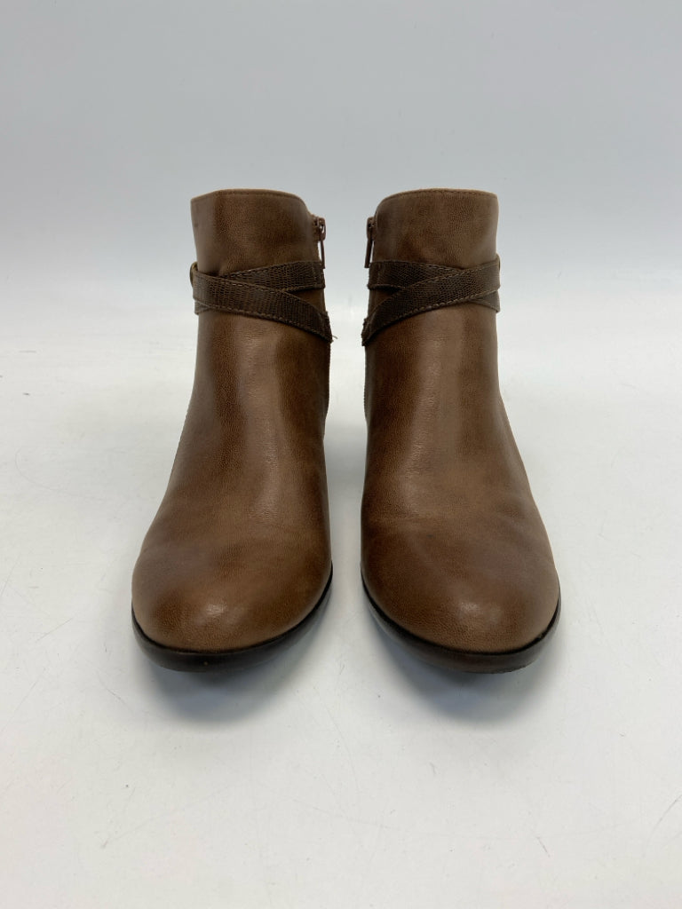 Kim Rogers  Size 10 Brown Boots