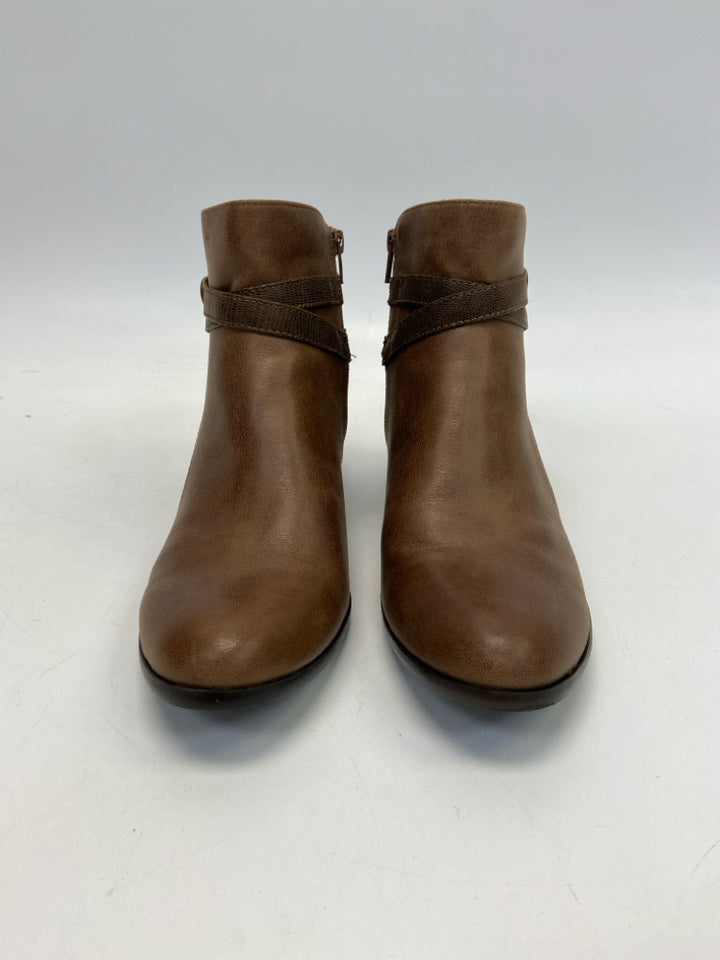 Kim Rogers  Size 10 Brown Boots