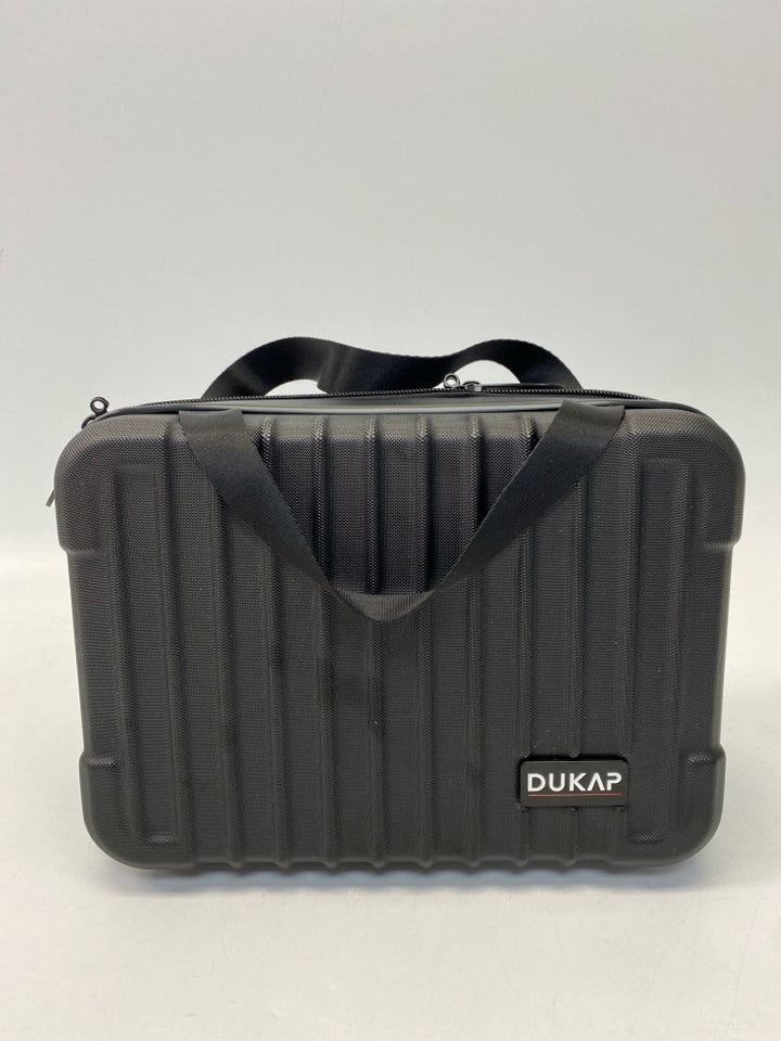 Dukap 12" Toiletry Bag