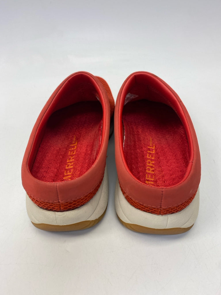Merrell  Size 9.5 Red Perforated Knit Clogs