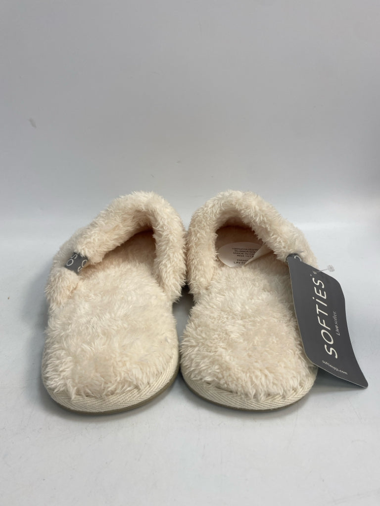 NWT Softies Size L Almond Dream Plush Slippers
