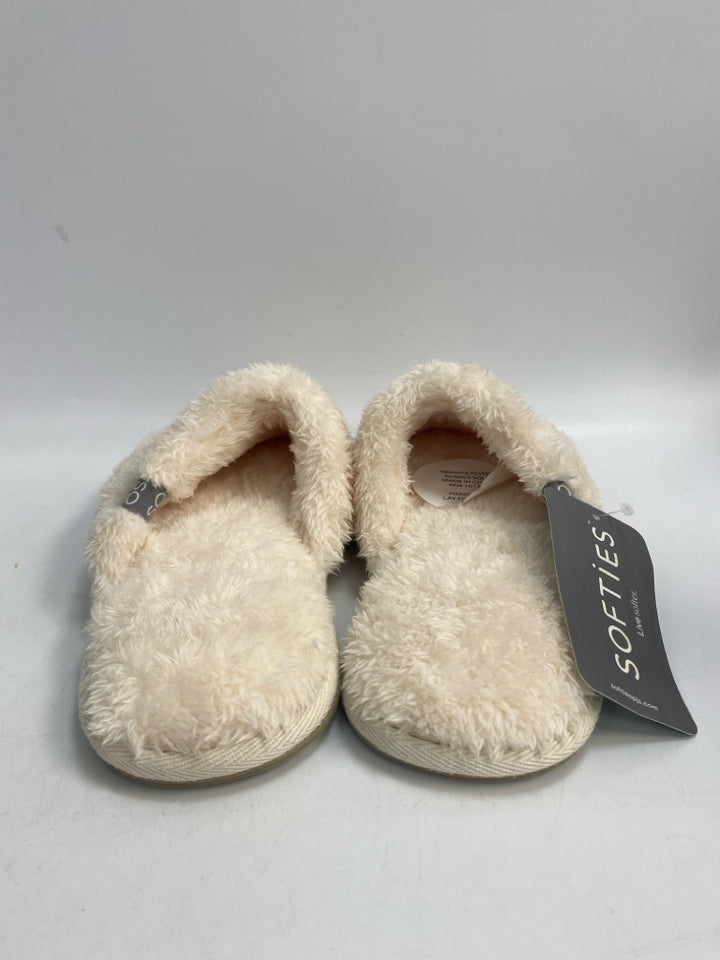NWT Softies Size L Almond Dream Plush Slippers