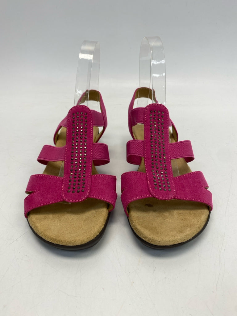 NWOT  Size 6 Magenta Rhinestone(s) Sandals