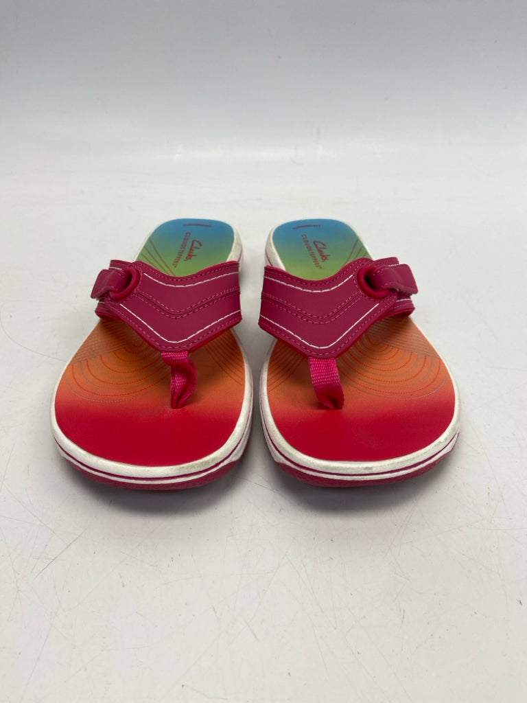 Clarks  Size 7 Fuchsia Sandals