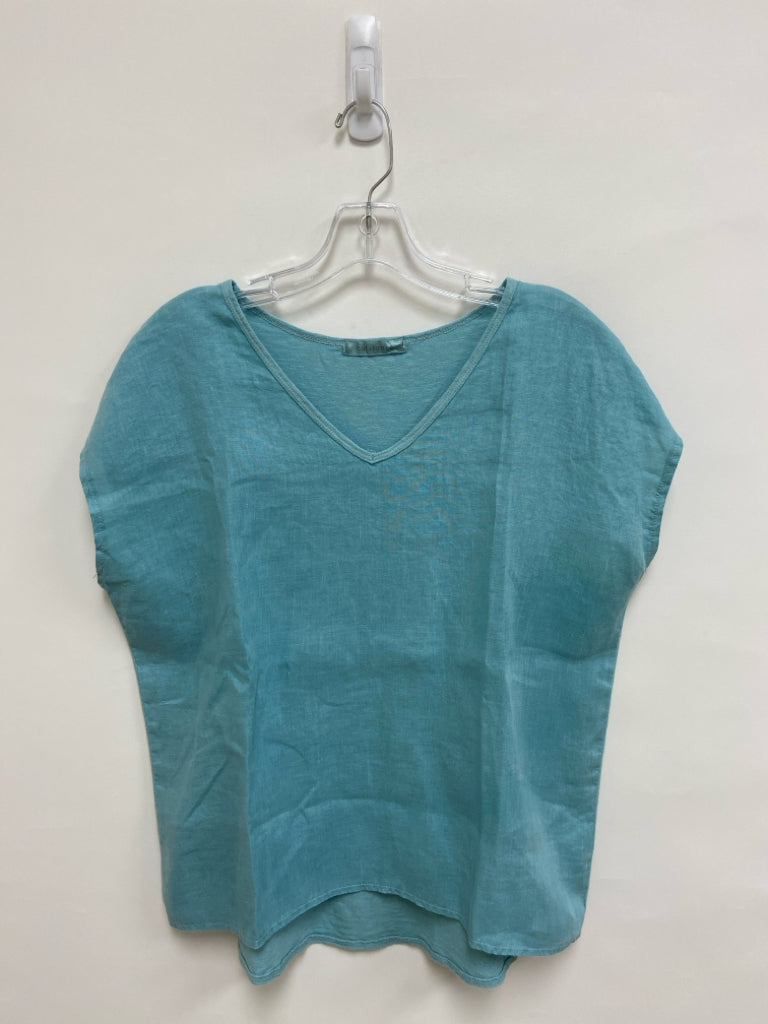 Cut Loose Size S Blue Linen Blend Ladies Top