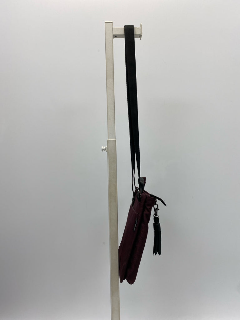 Sherpani Burgundy Crossbody
